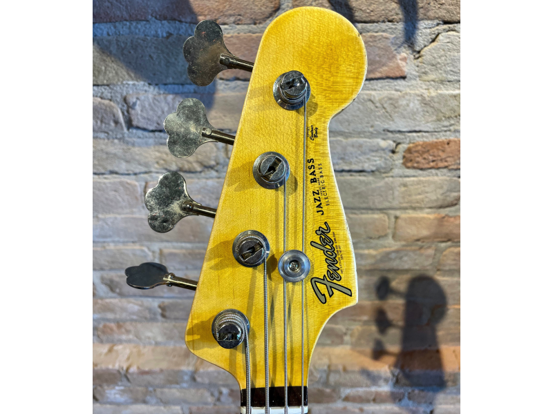 Fender Custom Shop 1964 Jazz Bass Relic Esse Music Store 0277